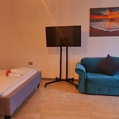 Seaview - Pool & Apartment