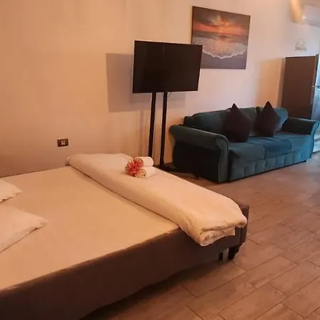 Seaview - Pool & Apartament *