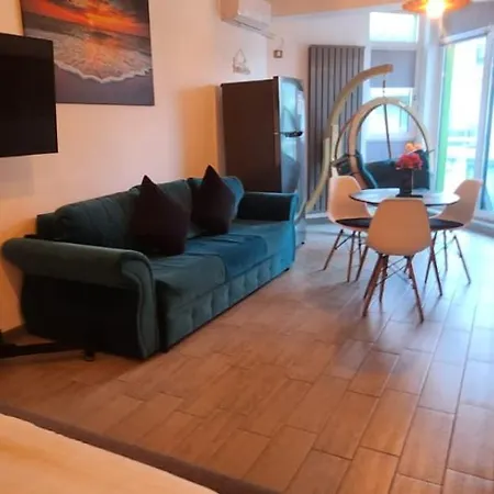 Seaview - Pool & Apartament