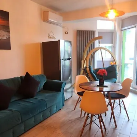 Apartament Seaview - Pool & Năvodari